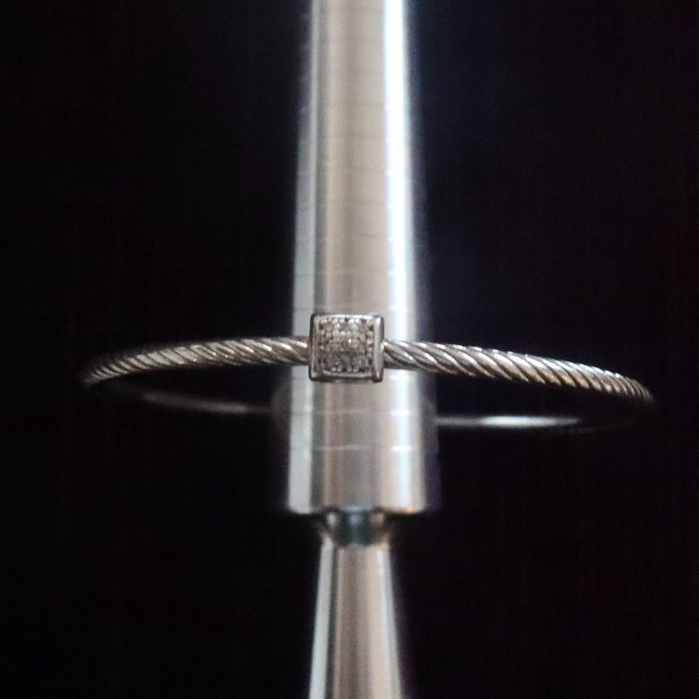 David Yurman Classic Cable Bangle with Pave Diamonds: 2 Available